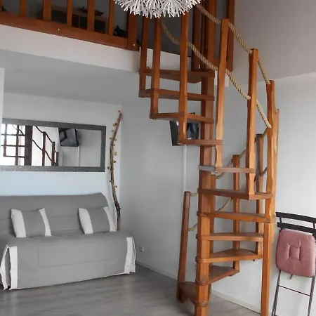 Moderne, Grande Terrasse Et Proche Commodites - Fr-1-723-92 아그
